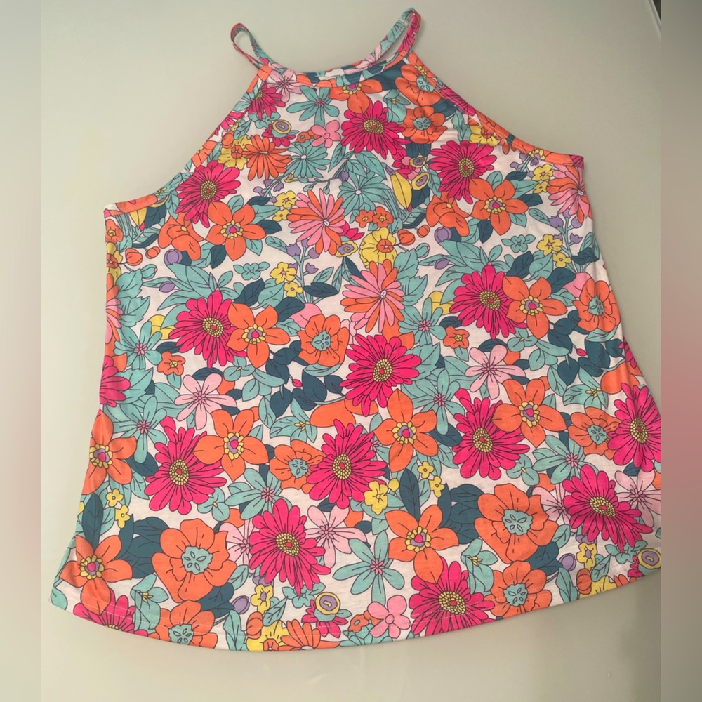 🌸Beautiful Halter Top🌸 perfect for Spring/Easter